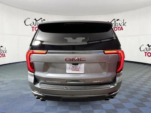 2025 GMC Yukon 4WD AT4