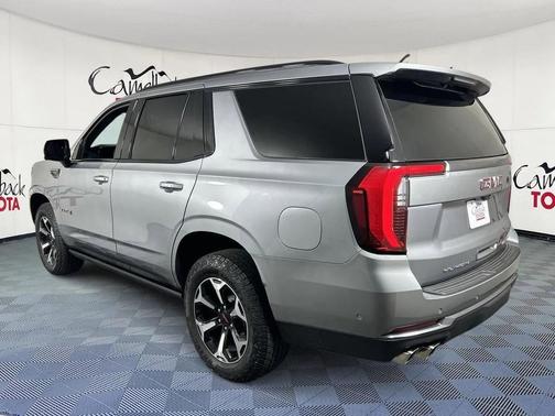 2025 GMC Yukon 4WD AT4