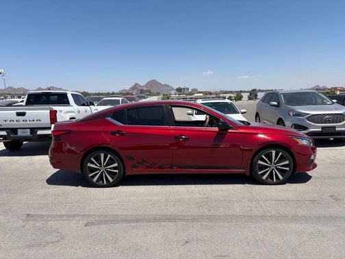 Scarlet Ember Tintcoat 2021 Nissan Altima SR FWD