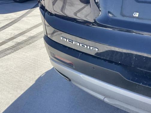 2022 GMC Acadia AWD SLE