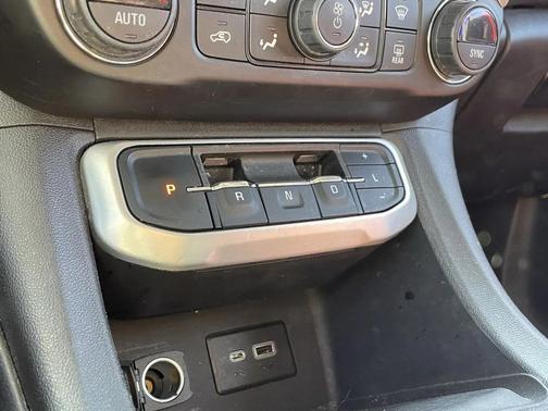 2022 GMC Acadia AWD SLE