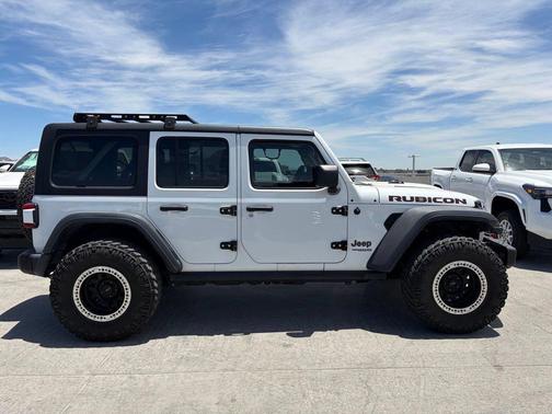 Bright White Clearcoat 2021 Jeep Wrangler Unlimited Rubicon