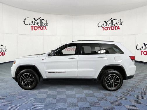 Bright White Clearcoat 2018 Jeep Grand Cherokee Trailhawk