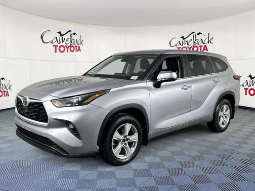 2024 Toyota Highlander LE