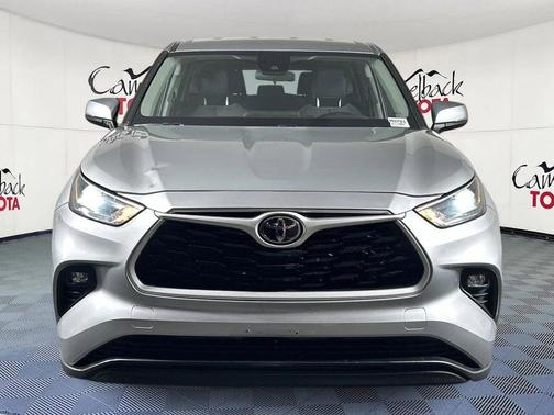 2024 Toyota Highlander LE