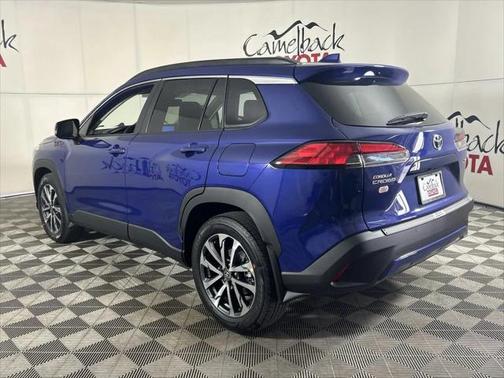2025 Toyota Corolla Cross XLE