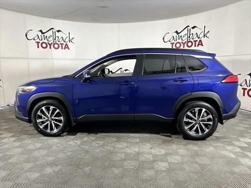 2025 Toyota Corolla Cross XLE