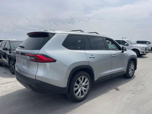 2024 Toyota Grand Highlander Limited