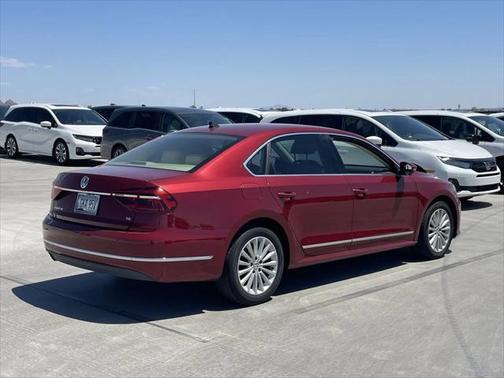 2017 Volkswagen Passat 1.8T SE