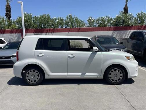 2014 Scion xB Release Series 10.0