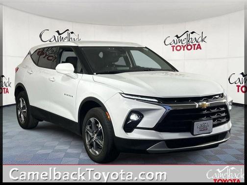 Summit White 2025 Chevrolet Blazer 2LT
