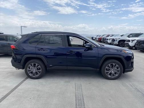 2023 Toyota RAV4 Hybrid XLE Premium