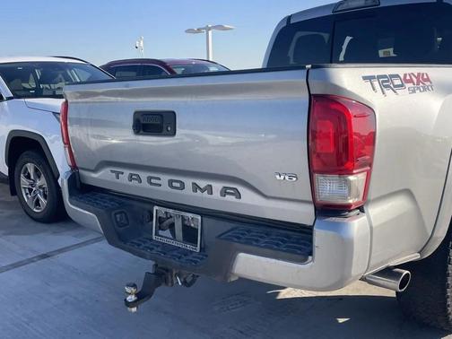 2017 Toyota Tacoma TRD Sport
