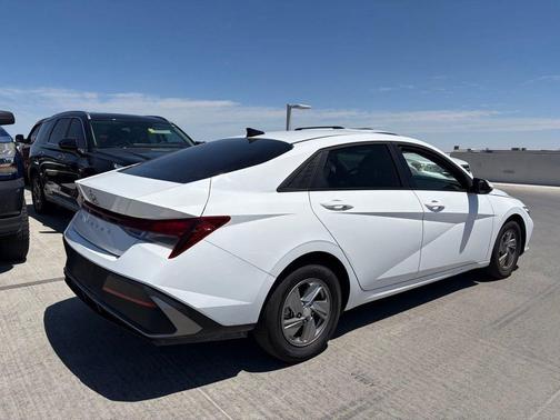 Serenity White 2025 Hyundai ELANTRA SE