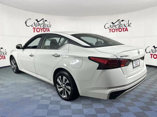 2023 Nissan Altima S FWD