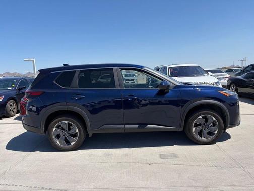 Deep Ocean Blue Pearl 2025 Nissan Rogue SV