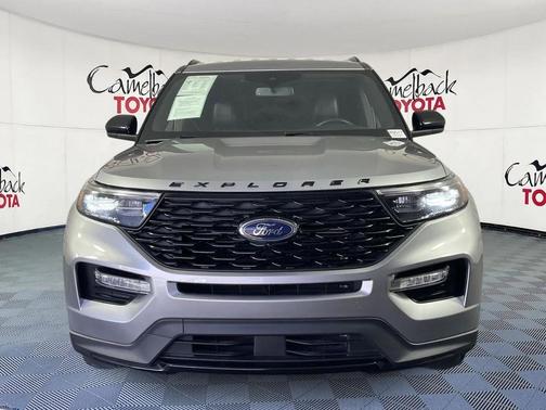 2023 Ford Explorer ST-Line
