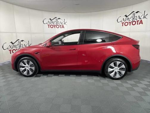2022 Tesla Model Y Long Range Dual Motor All-Wheel Drive