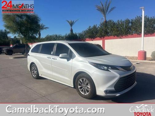 2022 Toyota Sienna XLE