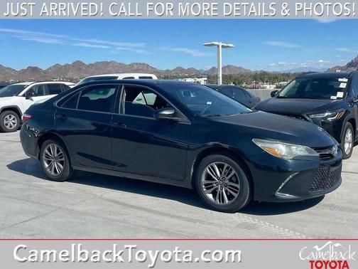 2017 Toyota Camry SE