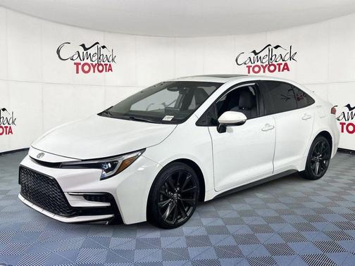 Ice Cap 2023 Toyota Corolla SE