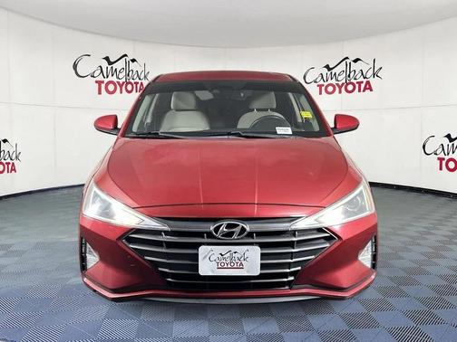 2019 Hyundai ELANTRA SEL