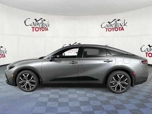 2023 Toyota Crown XLE