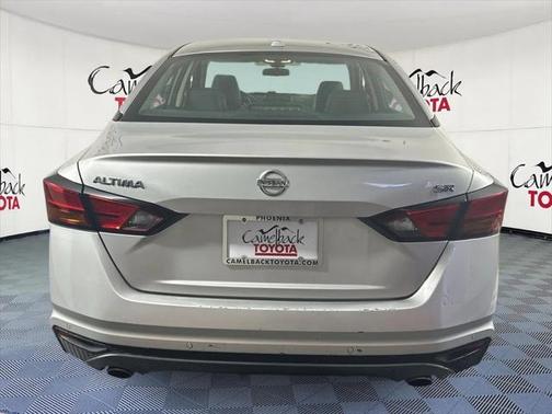 2021 Nissan Altima SR FWD