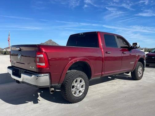 2022 RAM 2500 Laramie Crew Cab 4x4 6'4' Box