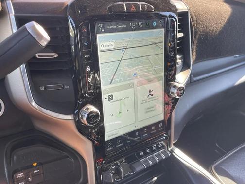 2022 RAM 2500 Laramie Crew Cab 4x4 6'4' Box