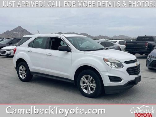 Summit White 2017 Chevrolet Equinox LS
