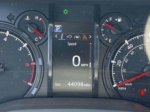 Ice Cap 2023 Toyota 4Runner SR5