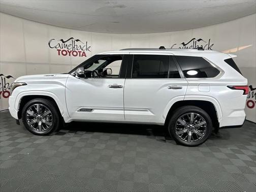 2025 Toyota Sequoia Base