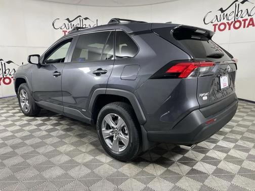 2025 Toyota RAV4 Hybrid LE