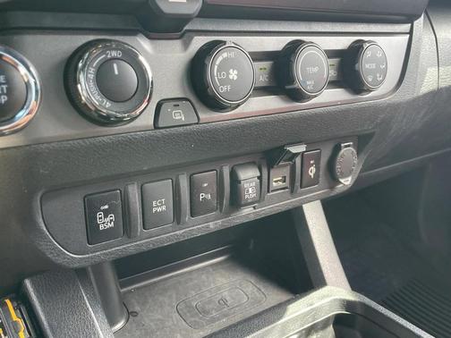 2020 Toyota Tacoma TRD Off-Road