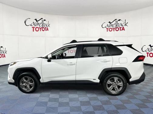 2024 Toyota RAV4 Hybrid LE