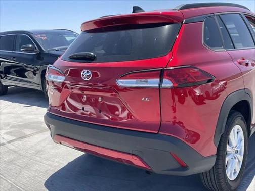 2025 Toyota Corolla Cross LE