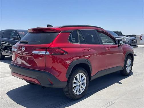 2025 Toyota Corolla Cross LE