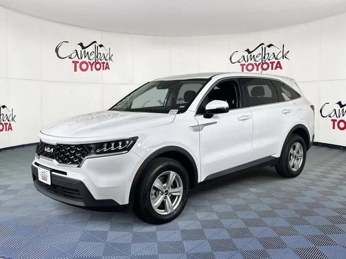 2022 Kia Sorento LX