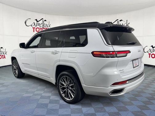 Bright White Clearcoat 2024 Jeep Grand Cherokee L Summit