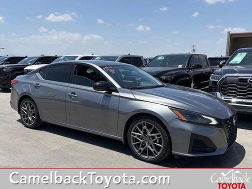 Gun Metallic 2023 Nissan Altima SR VC-Turbo FWD