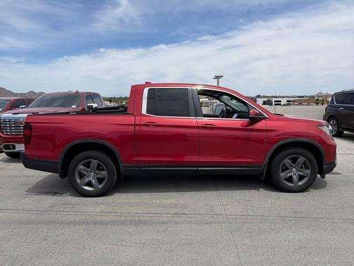 Radiant Red II 2022 Honda Ridgeline RTL