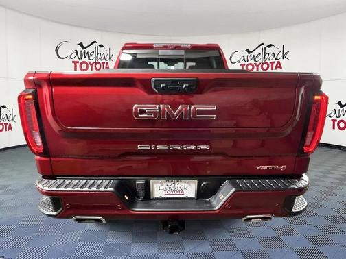 2025 GMC Sierra 1500 AT4
