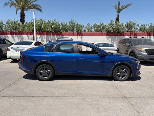 Deep Sea Blue 2025 Kia K4 LXS