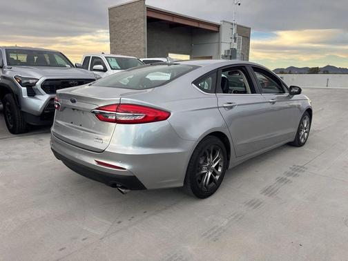2020 Ford Fusion SEL