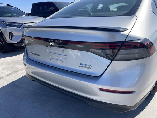 2024 Honda Accord Hybrid Base