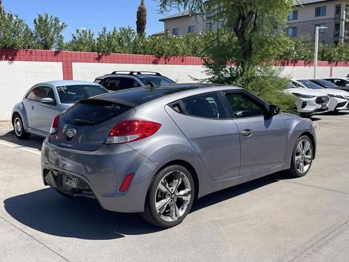 2016 Hyundai Veloster Base