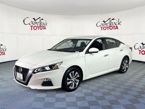 Glacier White 2021 Nissan Altima S FWD