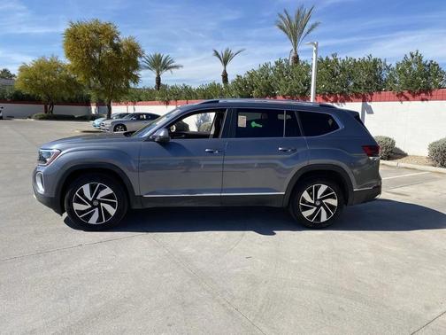 2025 Volkswagen Atlas 2.0T SEL