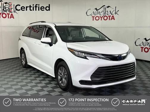 2023 Toyota Sienna LE